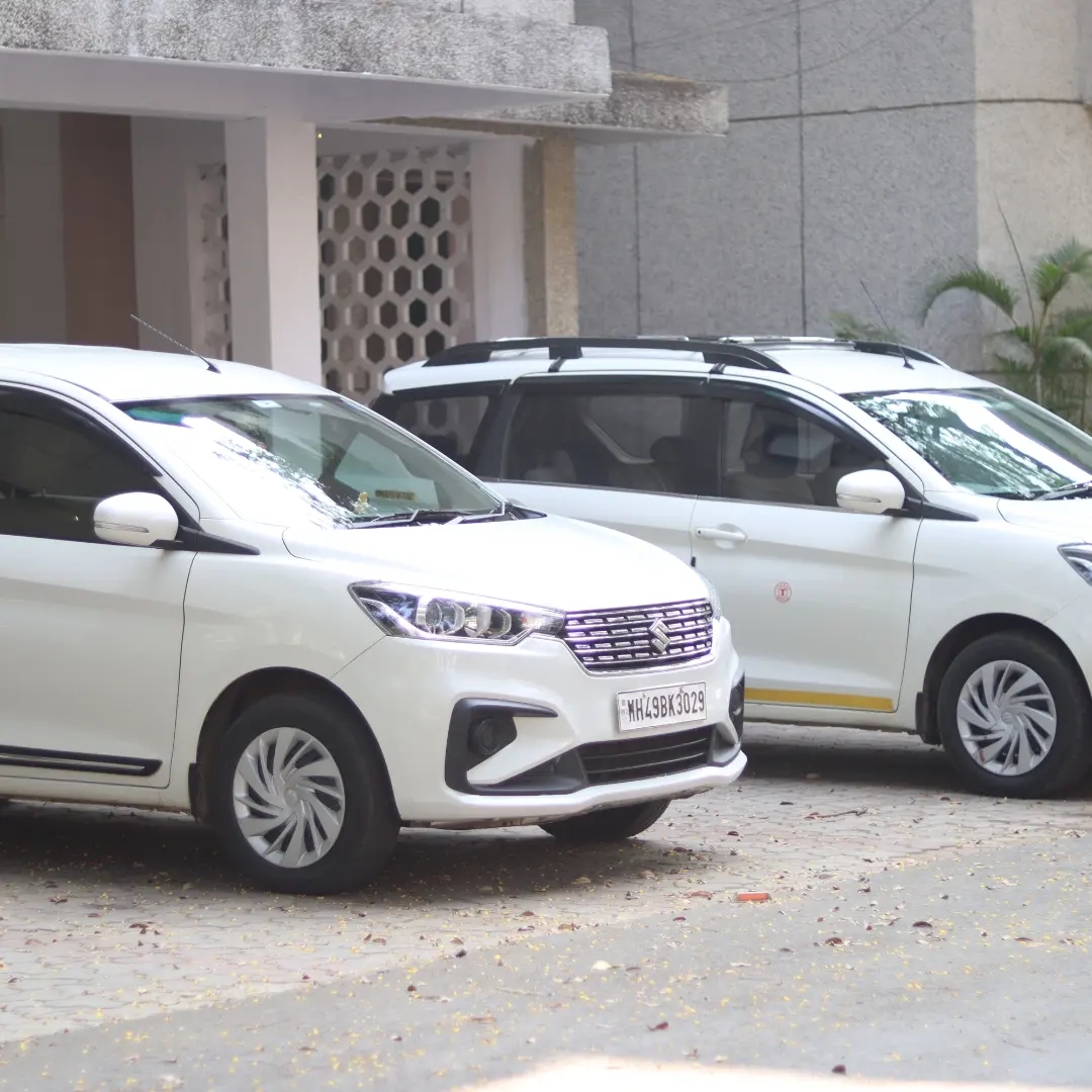 Book Reliable Cabs in Nagpur with AMZ Cabs