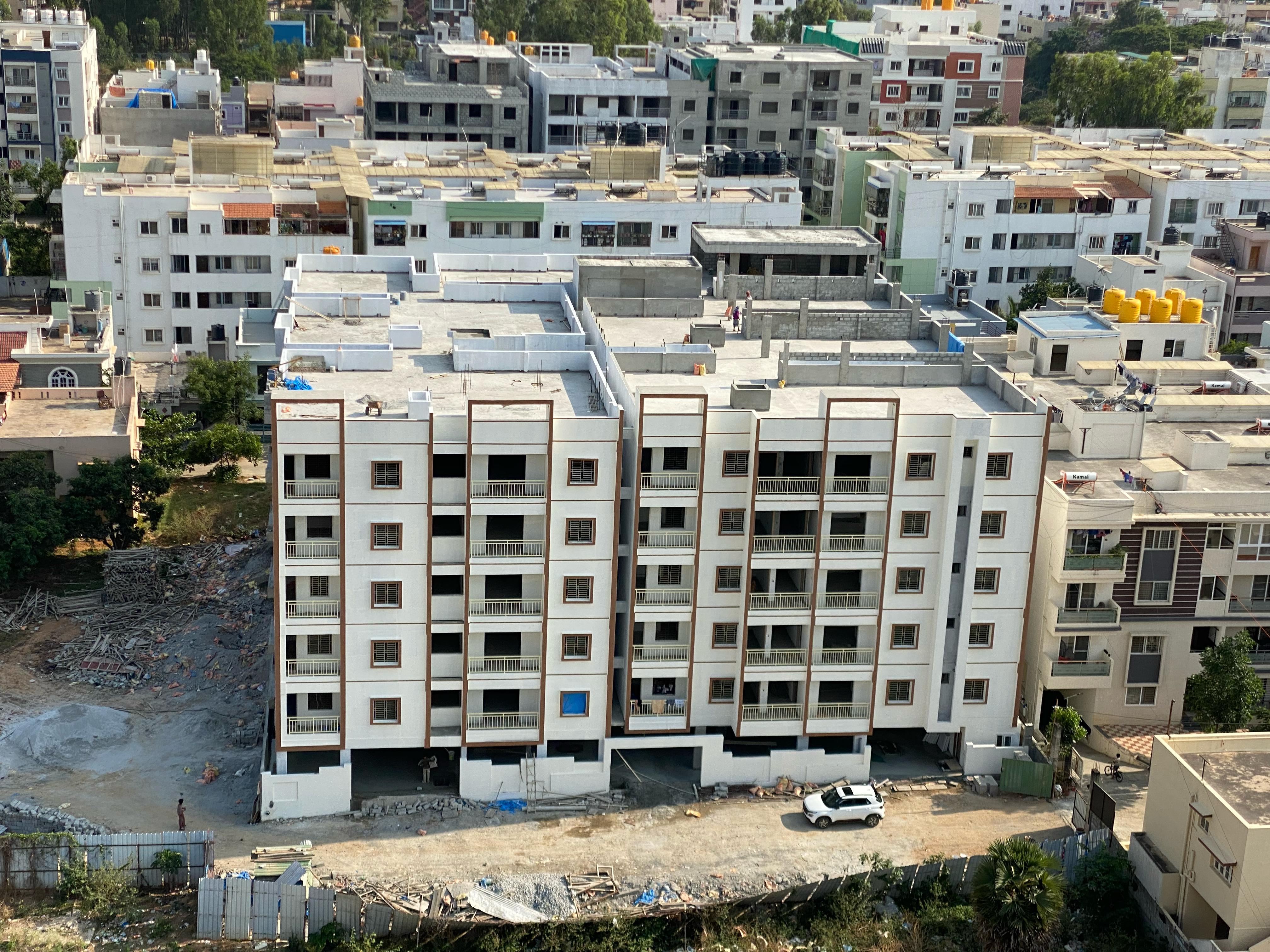 Spacious 2 & 3BHK Ready-to-Move Luxury Apartments for Sale | KPL Saurabha, Banjara Layout